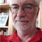 Ho insegnato per 30 anni, nei Licei scientifico e classico, Filosofia e Storia.